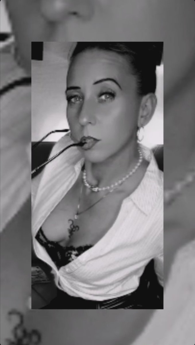 Es ist so leicht, Dich zu dominieren. Es gibt Zeiten, da ist es mir einfach zu langweilig.

Ich bin verwöhnt &amp; anspruchsvoll.
Berücksichtige das bei Deiner Bewerbung.*

Erstkontakt ausschließlich mit Amazon GS*.
Danach sind andere Mittel möglich. 

#herrin #goddess #findom