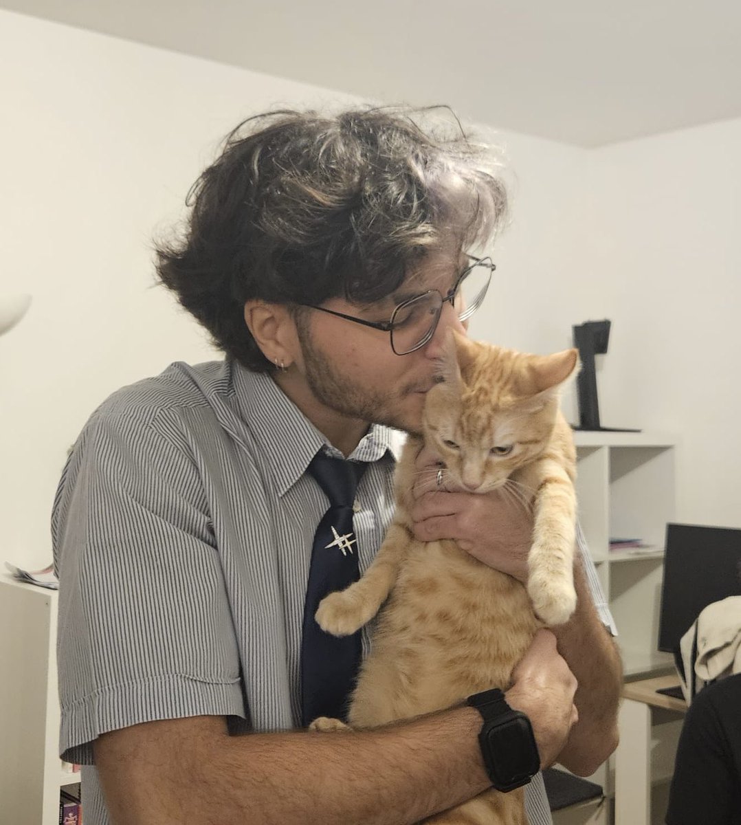 Lucchat 😸 tweet media