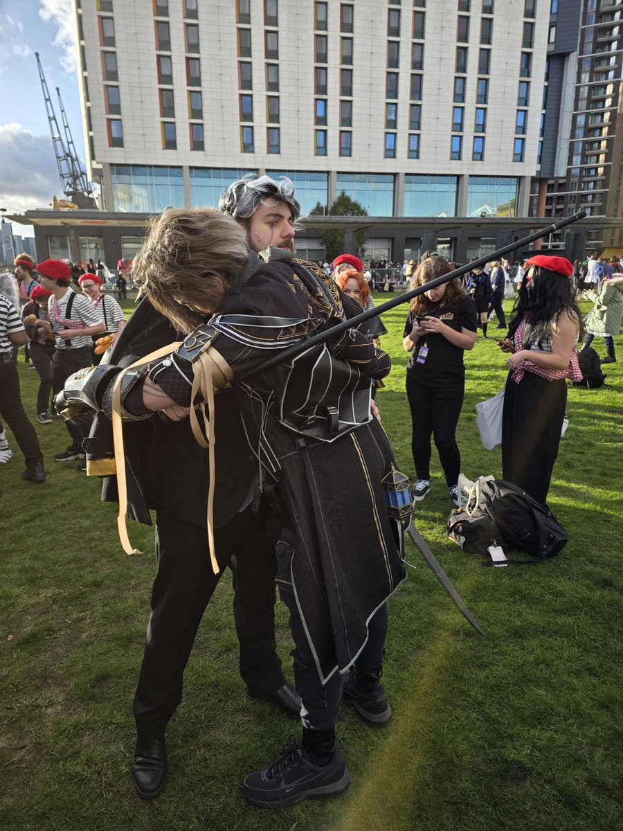 Myloes_'s tweet image. 