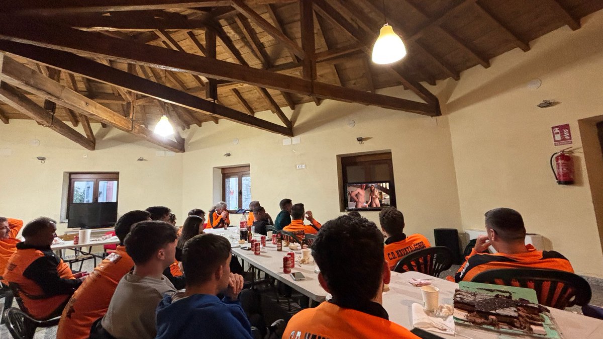 Después de la derrota viendo el “Clásico” en equipo