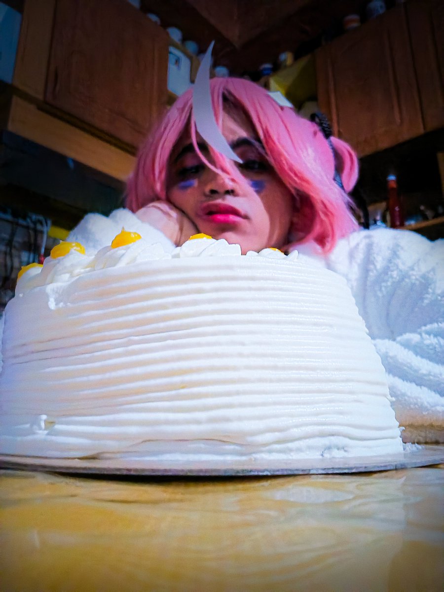 cirdneh00's tweet photo. just did a birthday cosplay of @/cumilq inspired by her pity party cover!

quite rushed but im proud esp. since i've been so busy AACK https://t.co/6nLKIrwcMj