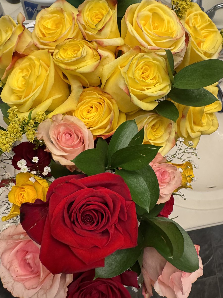 Received these beautiful flowers from my volleyball team. Thank you for all your hard work through these past 6 months. From two summer leagues to volleyball season, I have enjoyed watching each of you grow. Thank you for the laughs, cries, and memories. Love ya💗