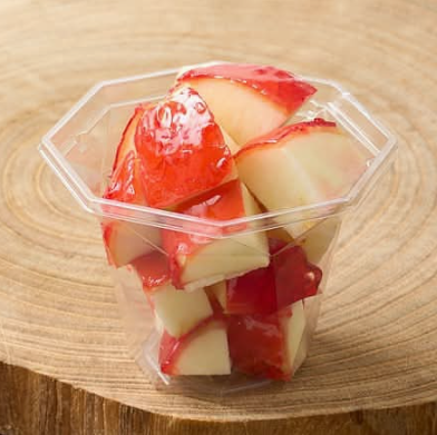 crazyapple_1001's tweet photo. 今日のお勧めはこちら！

🍎りんご飴（プレーン）✨

・一番人気！大定番の真っ赤なりんご飴！
・飴のパリパリした食感とりんごの酸味×甘さを何度でも味わいたくなる！
・カットで食べやすく！ホールで映える！

▼下記からご注文ください😋✨

Uber Eats
出前館
Rocket Now

#crazyapple #りんご飴 https://t.co/cp85uGjUU2