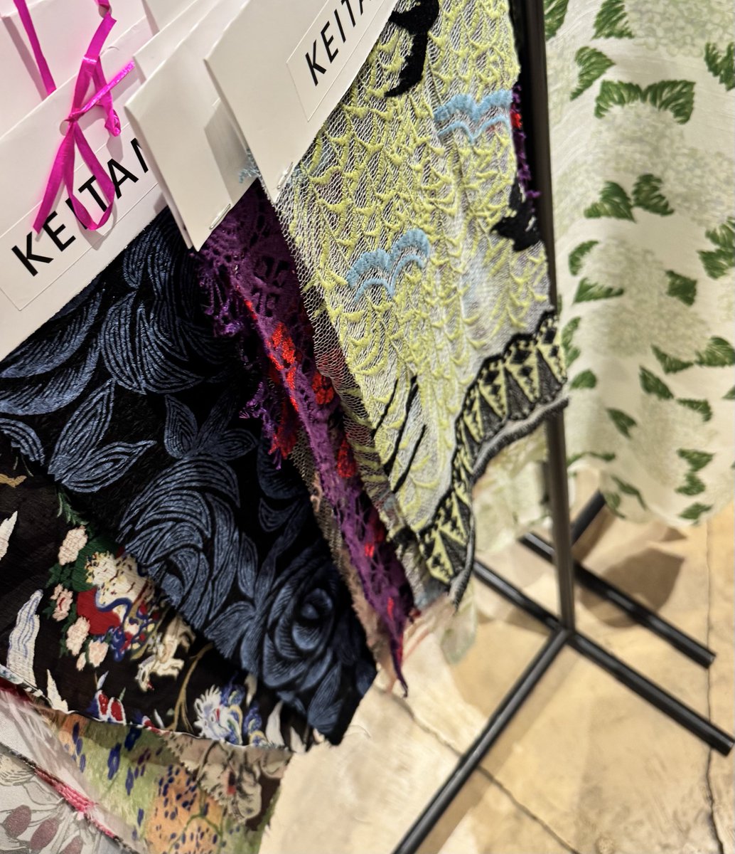 hanahanaページ ミス・バニー』コレクション ハート型ショルダーバッグ(FREE