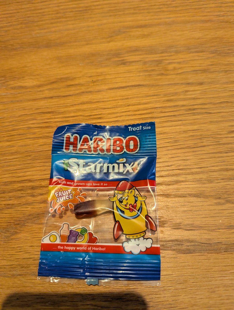 MDQPR's tweet photo. @sainsburys just opened the Kids Haribo, one was very disappointed with just 1 sweet in the bag.. purchased yesterday in your store https://t.co/RkY6KUXF65