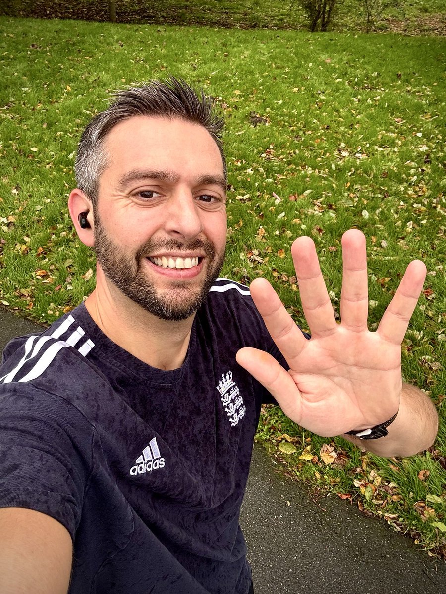 Cold, wet, windy but got it done! Happy Sunday Folks 🏃‍♂️✅