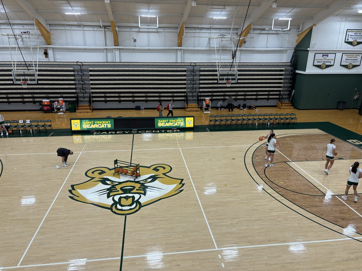 SVC_Bearcats's tweet image. Getting ready for the first @SVC_WomensBball scrimmage of the year as they take on Seton Hill this morning! #SVC #GoBearcats