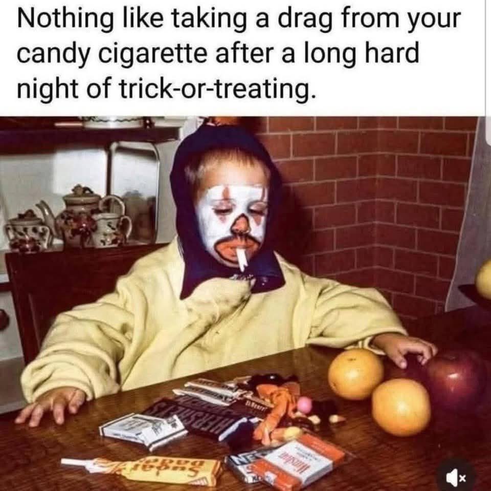 Happy fucking Sunday , y’all!!