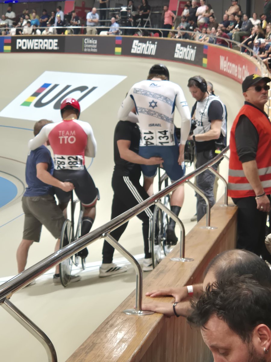 peleg_lewi's tweet image. Gracias Chile 🇨🇱 por demostrar al mundo que.                                          
   el Deporte une, no divide.
 un atleta que recibe amenazas pero ve lo positivo y sigue adelante con su deporte.                                         enfrentando  negativismo…