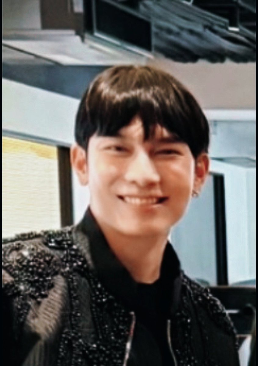 new8151's tweet photo. 역시 미중에 제일은 빙구미죠😉
@MSuppasit #MewSuppasit https://t.co/agkDn5sxM2