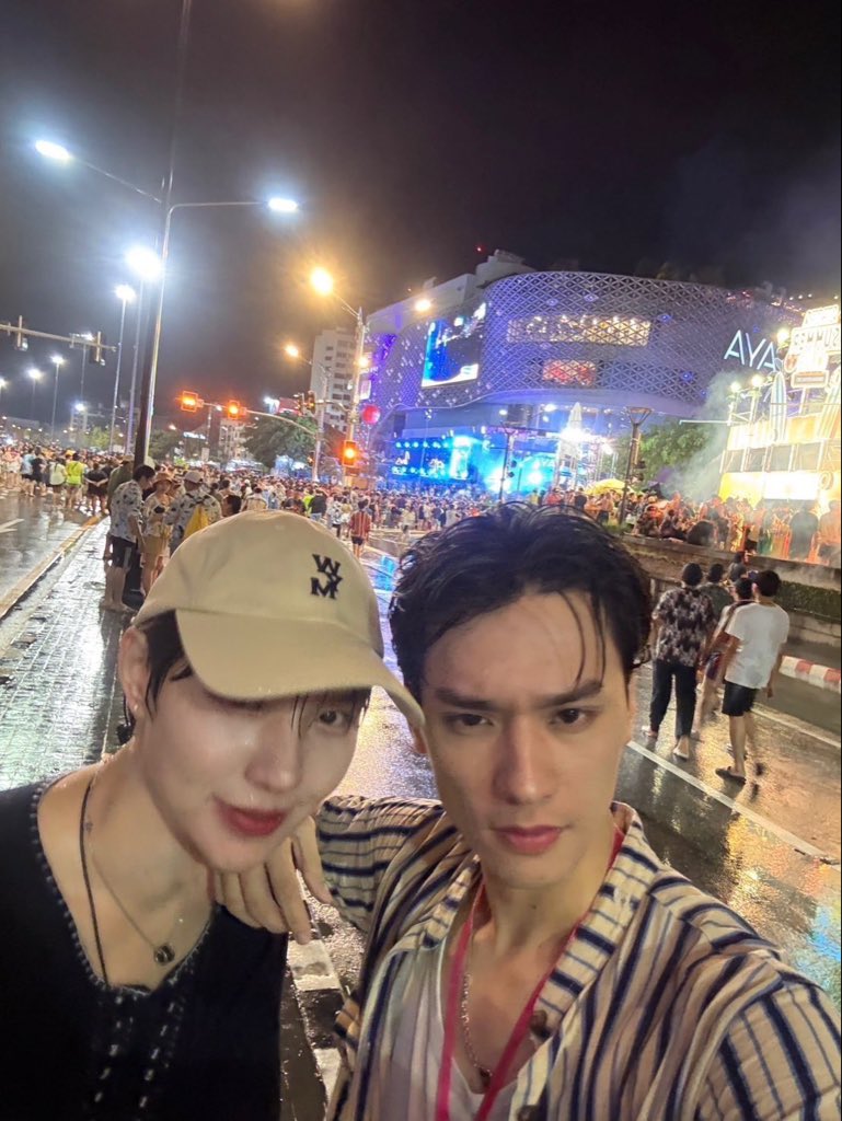 เขมเปียก or ปิงเปียก

Khemjira The Series Final EP
#เขมจิราต้องรอดตอนจบ