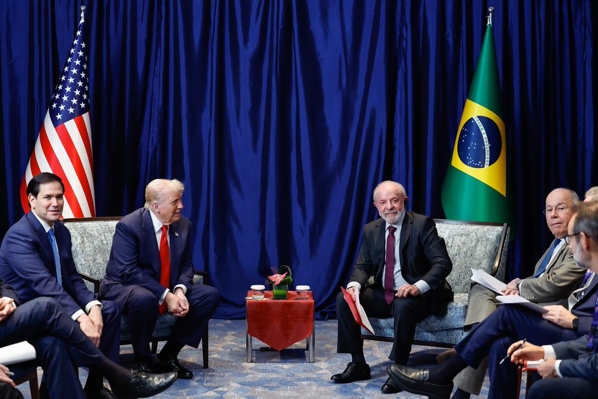 KriskaCarvalho's tweet photo. ATENÇÃO MILITÂNCIA! Bora de tag para levantar o nome do nosso presidente que só nos dá orgulho?

Usem as tags:

LULA LÍDER MUNDIAL 
LULA ORGULHO DO BRASIL https://t.co/MmEsVaSHOK