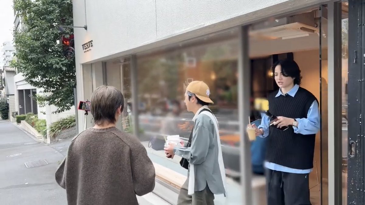 yamadatano59's tweet photo. よにのコーヒー☕️

📍 VERVE COFFEE ROASTERS EBISU
東京都渋谷区東３丁目９−１２

https://t.co/iPurADrymg

#よにのちゃんねる https://t.co/s3TYFzSxgc