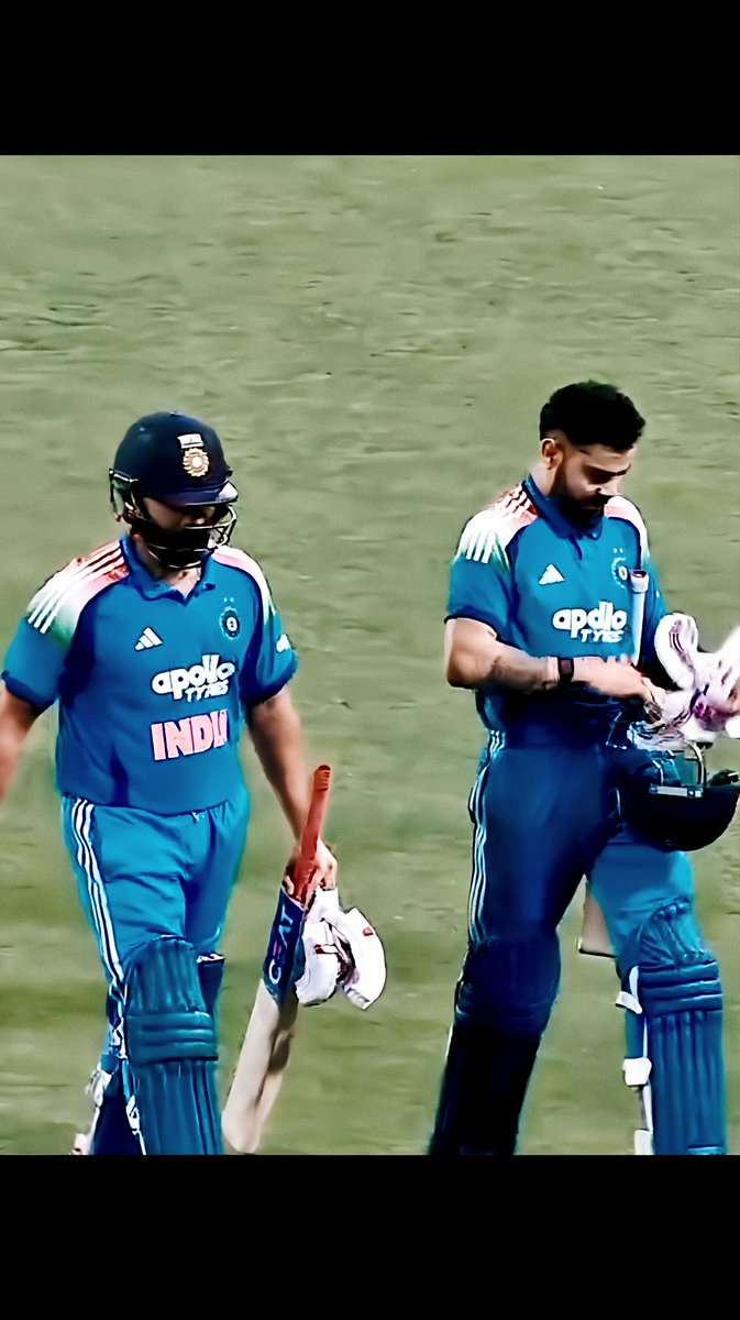 itzsecondself's tweet image. Suggest me the caption. 
#RohitSharma𓃵 #ViratKohli𓃵