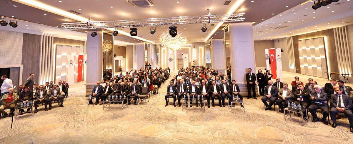 📍Osmanlı’ya başkentlik yapmış Kadim Şehir Bursa’da, emek, dayanışma ve kararlılıkla büyüyen Sendikamızın Bursa Şubesinin 15. Olağan Genel Kurulu’nu gerçekleştirdik.

🔹️Genel Kurulun açılışında gerçekleştirdiğim konuşmamda, Kamu Çerçeve Protokolü sürecinde yaşadığımız