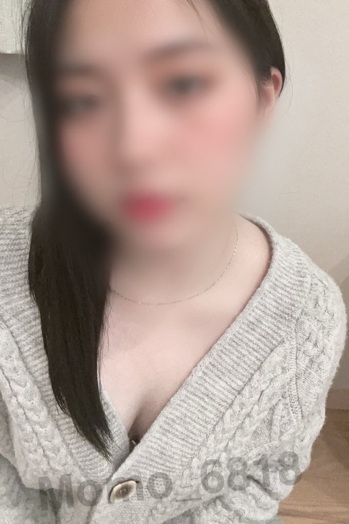 Momo_6818's tweet photo. 💬自己紹介

🍑もも　2◯歳　OL
🍑145cm　Eカップ
🍑ドM　デカケツ　潮吹き🐳

デカケツ好きな人はフォローしてね💕

RTの中から何人かにパンツずらしたの送ります🙈

#裏アカ女子 #デカケツ #M女 https://t.co/4wMlb09F4g