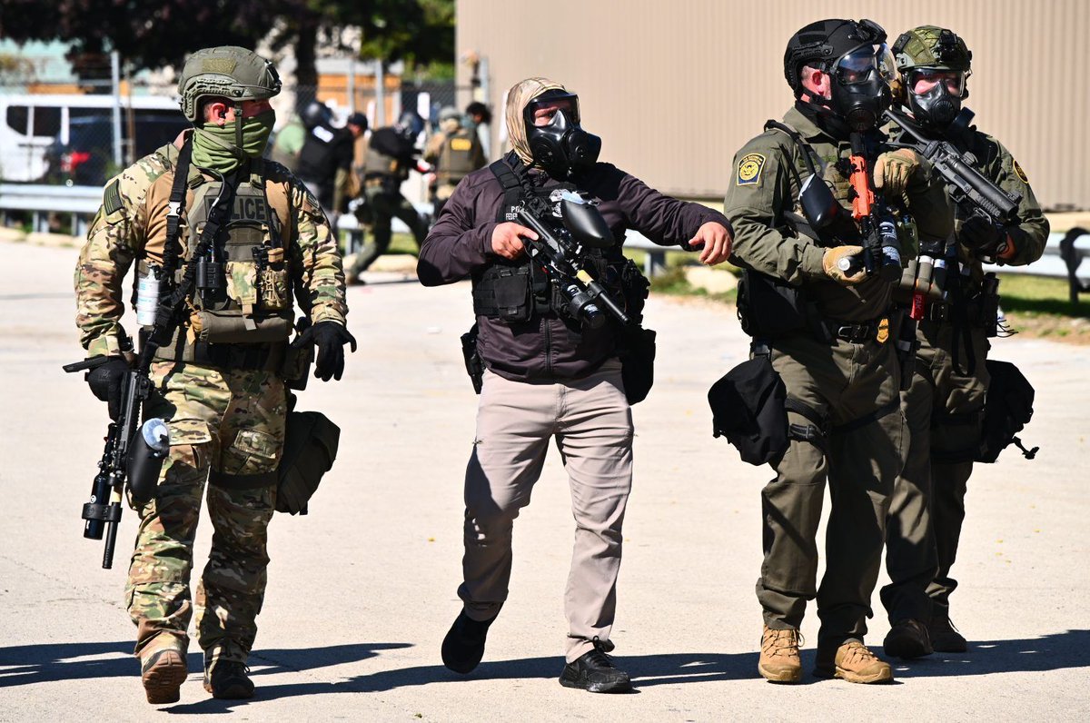 Chicago-area companies raked in millions from the feds as Operation Midway Blitz intensified. 

The Watch investigative team reports: blockclubchi.co/3Wk8c0Q