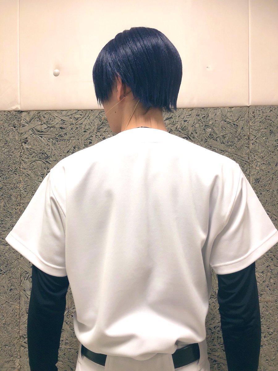 ryousei_tanaka's tweet image. 舞台『忘却バッテリー』大阪公演
大千秋楽ありがとうございました!
全17公演無事に終わりました。
投げきれて本当によかった。
大好きな作品で大好きなカンパニーです。
お客さん含めて全員野球。最高です。
本当に感謝。座長でいれて幸せです。
この背中に『1』がつく日に願いを込めて。
