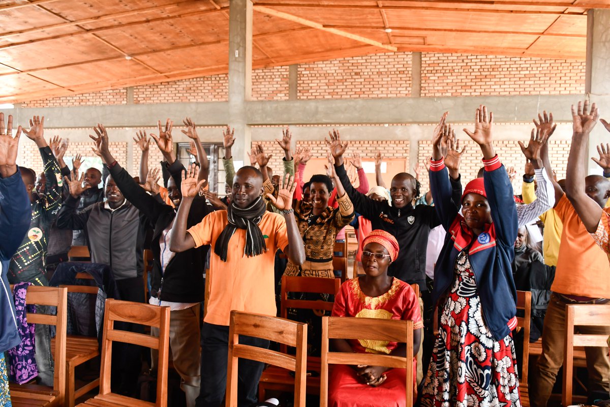 OneAcreFundJobs's tweet image. Shout out Team Burundi! 

We see you gearing up to support farmers next season.🌱 Here&apos;s to the recently concluded bootcamp with the Field team👏🏾

#LifeAtOneAcreFund #ImpactCareers
