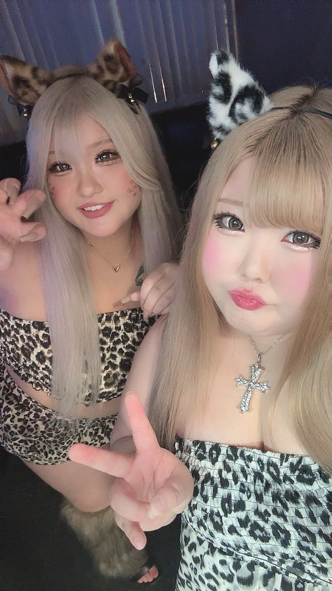 r_chan_new's tweet image. ハロウィンデブダン楽しかった🎃
@_AOchannn_ と双子したよ🫶🏻

写真撮った人くださーい！！！

#デブダンス　#デブダン
#ぽっちゃり　#みけぽ