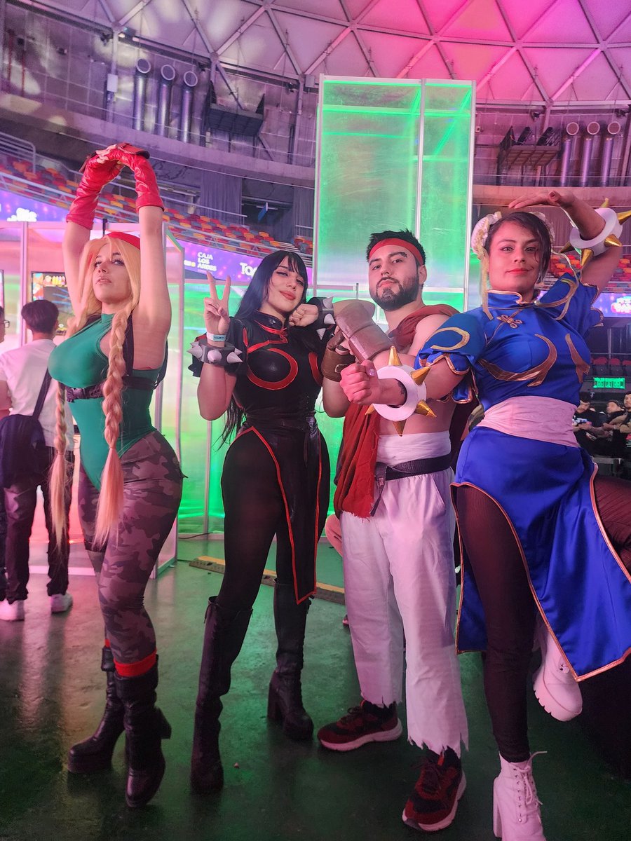Fa!Cosplay 💃 Chilenita tweet media
