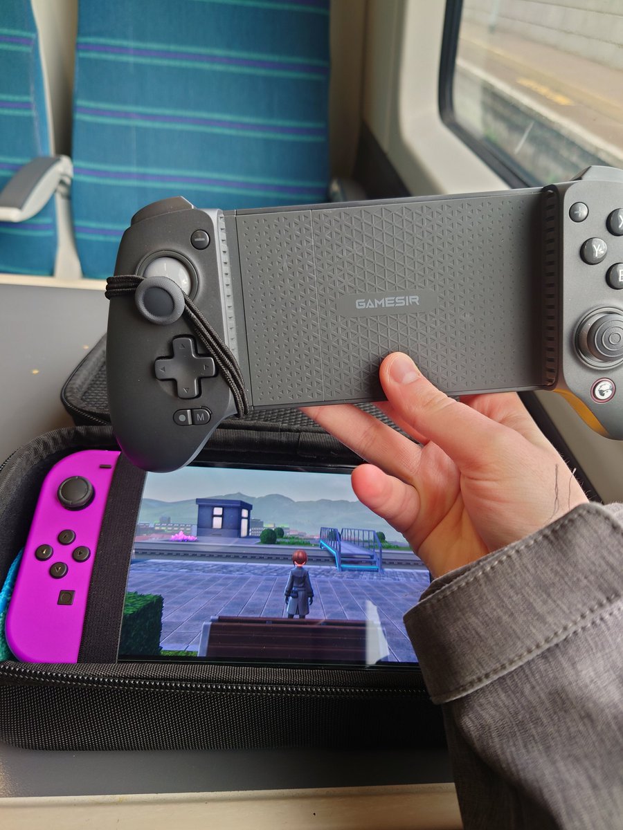 hyperdergon's tweet image. Shiny purple noodle WILL BE MINE 😭💀 
.
.
#PokemonZA