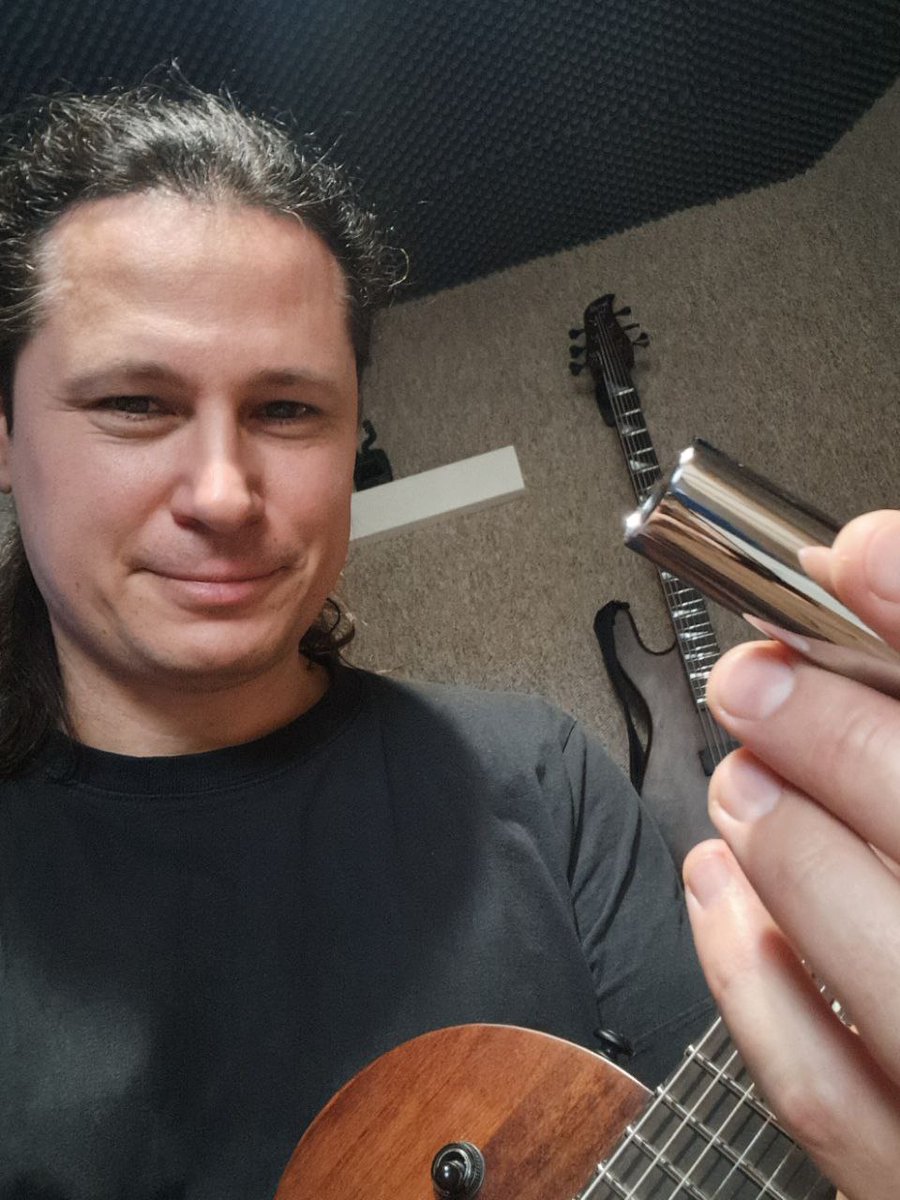 RonnieKonig's tweet photo. The recording is going well. Today I finished the second song with my new strings. This one is called "Bound in Chains". I found a little spot where to use this slide. Just a couple of notes, but still. I think it's cool to have a slide here and there :-) https://t.co/n0IIrCEvH7