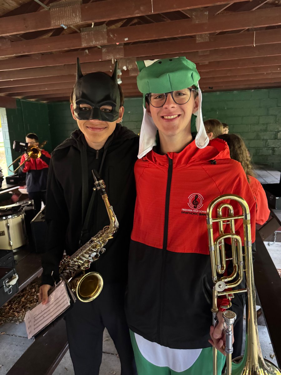 FCSD_Music's tweet image. Many thanks to members of the Fredonia Symphonic Band  for performing at the village’s trunk or treat yesterday!