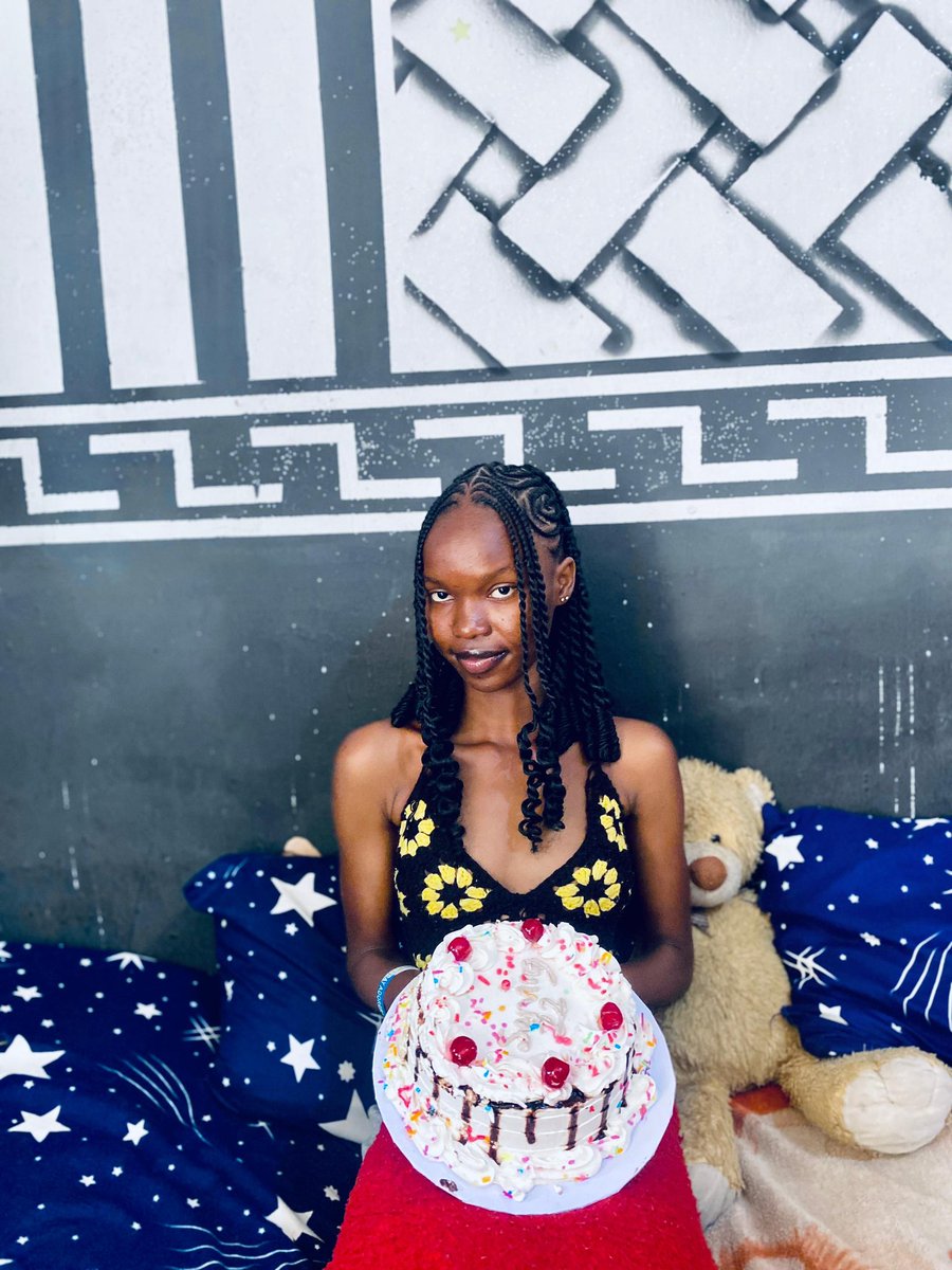 Happy birthday to me🥹🤍✨🦋.......
Wishing myself long life and prosperity in good health of mind and body🫠.
Cheers🥂 to my new age that is blessed