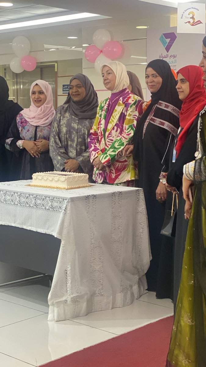 oman402's tweet photo. أتقدّم بخالص الشكر والتقدير إلى مركز بدر السماء الطبي – المتميز  المعبيلة  على دعوتهم الكريمة لي للمشاركة كضيفة شرف في فعالية يوم المرأة. لقد كان هذا اليوم مميزًا بما حمله من روح المحبة والتقدير للمرأة ودورها الكبير في بناء المجتمع، وبما لمسناه من حرص المركز على دعم المرأة صحيًا https://t.co/6EnwAOxzJj