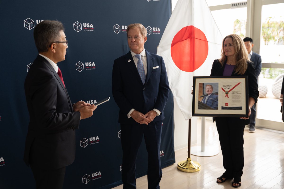 USA_Pavilion_'s tweet photo. ビル・グレイソン大使(アメリカ館コミッショナー・ジェネラル)とともに振り返る 大阪・関西万博のハイライト 🇺🇸 @USComGenExpo
ナショナルデーから世界との交流まで、グレイソン大使のリーダーシップと温かい存在が、今年のアメリカ館のビジョンを形にしました。🌏
#USAPavilion #アメリカ館 #AmbassadorGrayson #PublicDiplomacy