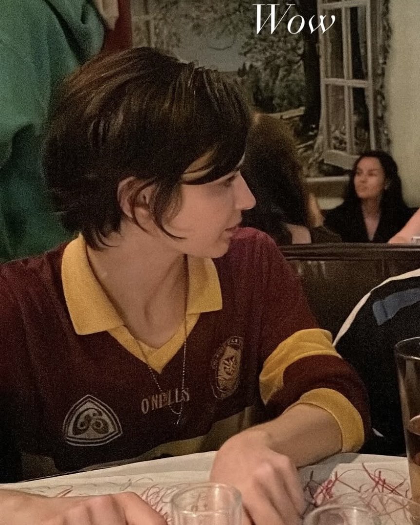 guzzplastichq's tweet photo. 🚨 | ruby has cut her hair again i repeat ruby has cut her hair again ‼️ https://t.co/QjcKaHt8RS