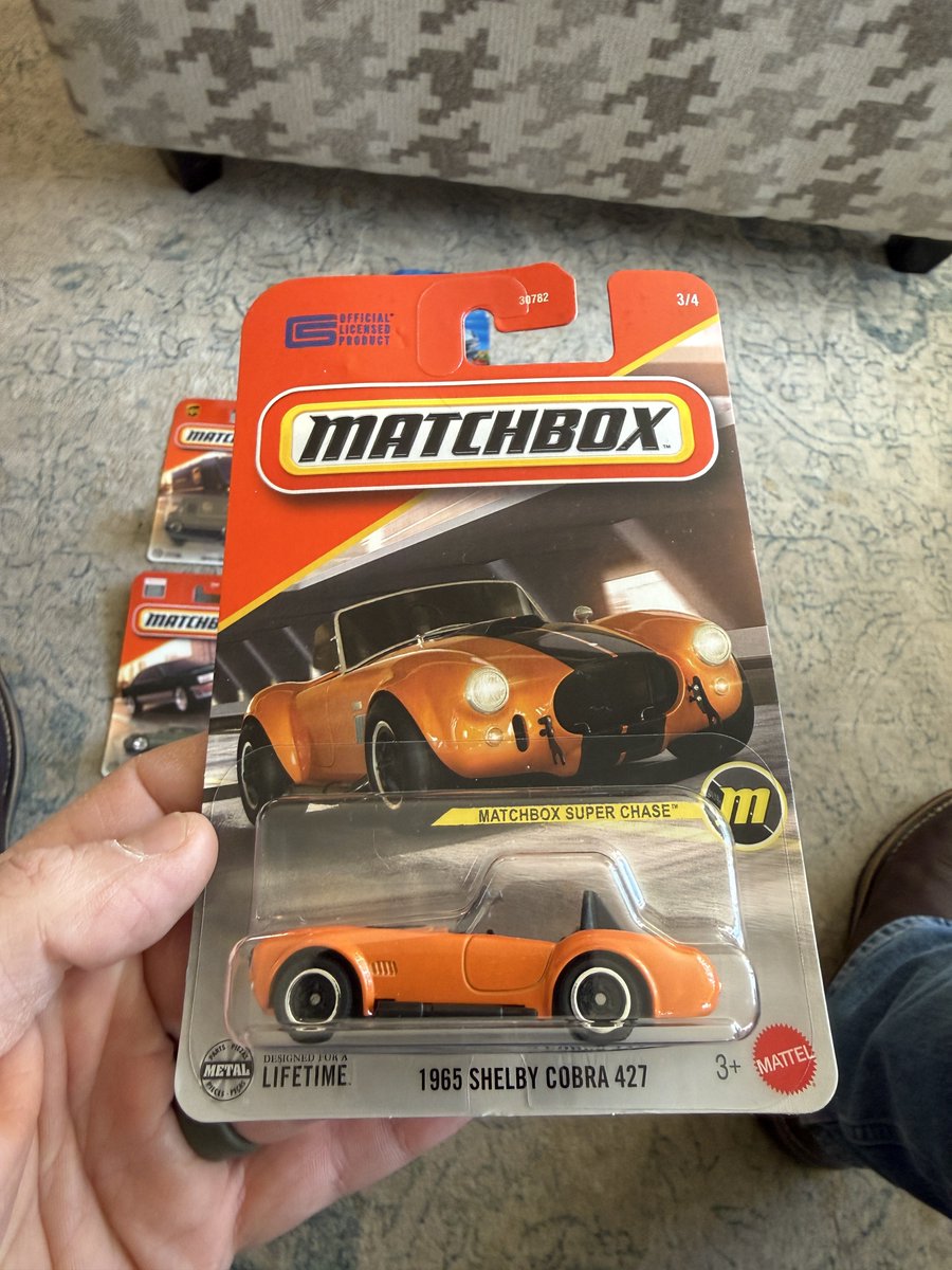 Grocery shopping today!! Grabbed what I could while being hurried along.

I’ll be in this store almost daily, so hopefully can grab a few more. 

Matchbox Super Chase 
Hot Wheels 
Hunt ‘em all down !!