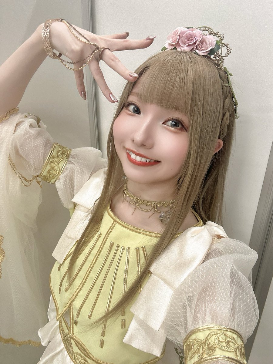 #シャニマス7th_螺旋_day2

私の太陽！！
輝く笑顔をありがとうございました！！

来年開催の #シャニマス8th 
これから紡がれる７つの物語📖

よろしくお願いいたします🪽✨

#シャニマス7thTOUR螺旋
#八宮めぐる