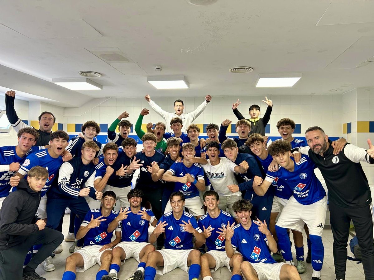 LasRozas_CF's tweet photo. CANTERA| Juvenil B 3-1 @alcobendas04

⚽️ Iván
⚽️ Isaac (p)
⚽️ Mateo

Gran trabajo del EQUIPO de @germancastro__, en ambas partes, dominando en todos las fases y consiguiendo una merecida victoria.

#CorazonAzul | 💙
#MetodoLRZ https://t.co/FCpPrnXBPJ