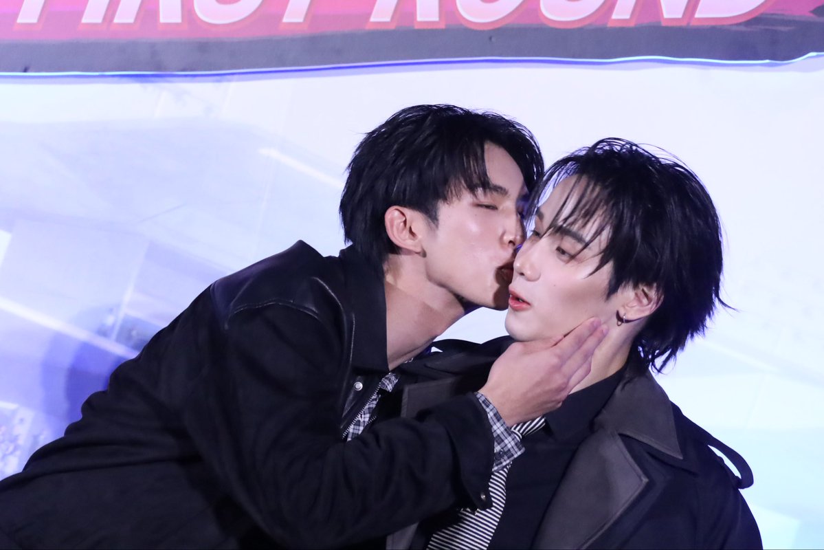 taoninja9610's tweet image. เซิร์ฟจาว่าจำลองฉากตบยุงในแค่ที่แกง ฉันกรี๊ดดดหนักมากกก 🫣🫣🫣
HEAD 2 HEAD SERIES EP1
#H2Hseries 
#H2HseriesEP1 
#swensurf #javabh #SurfJava