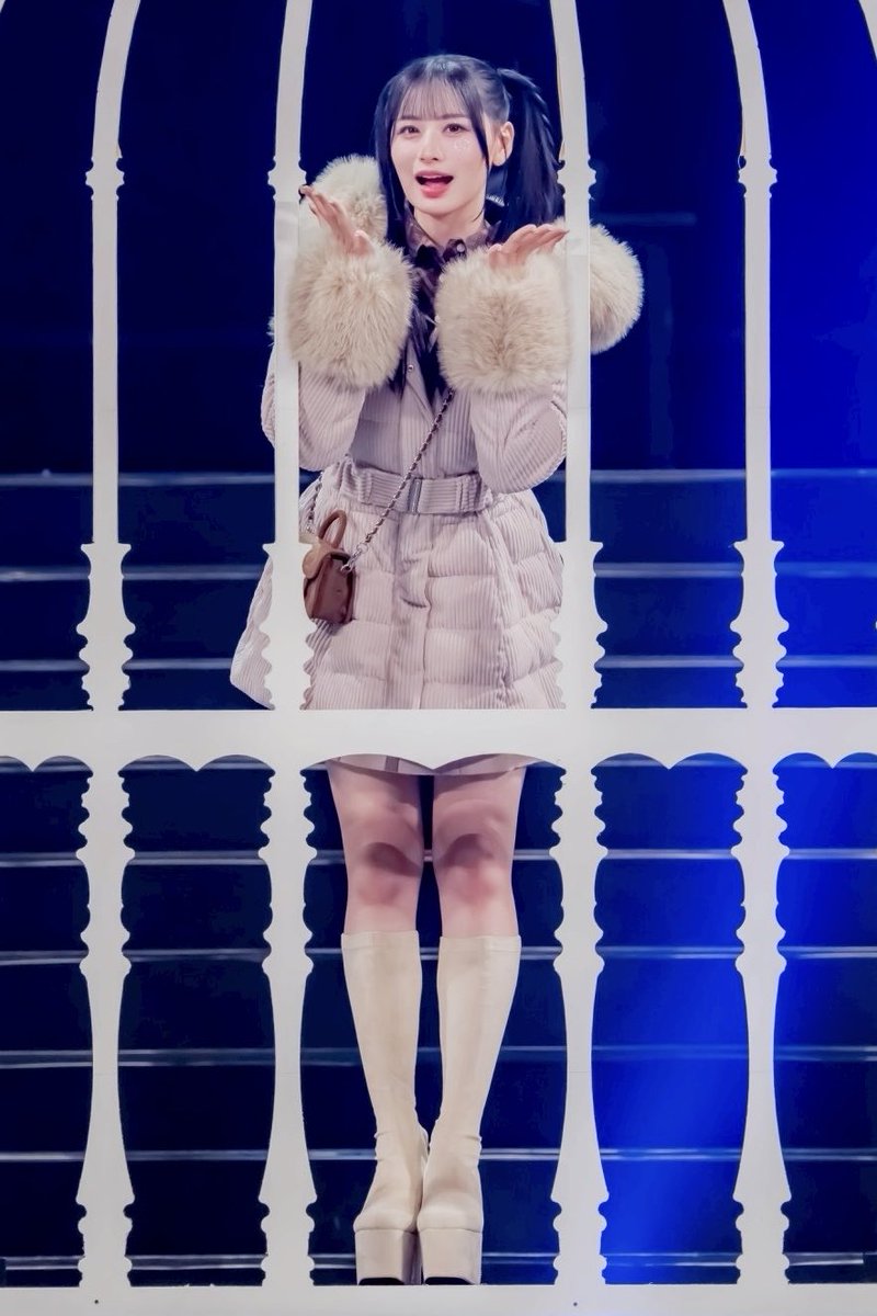 larmemagazine's tweet photo. LARME FES ' 25

ミシェルマカロン　ステージに登場🪽

村川緋杏（CANDY TUNE）
津代美月（JamsCollection）
立花琴未（CANDY TUNE）
若葉のあ（iLiFE!）

@michellMacar0n 

▽ABEMA独占配信🎀
https://t.co/NEiZg8mYcb https://t.co/dYgS6K6vOV