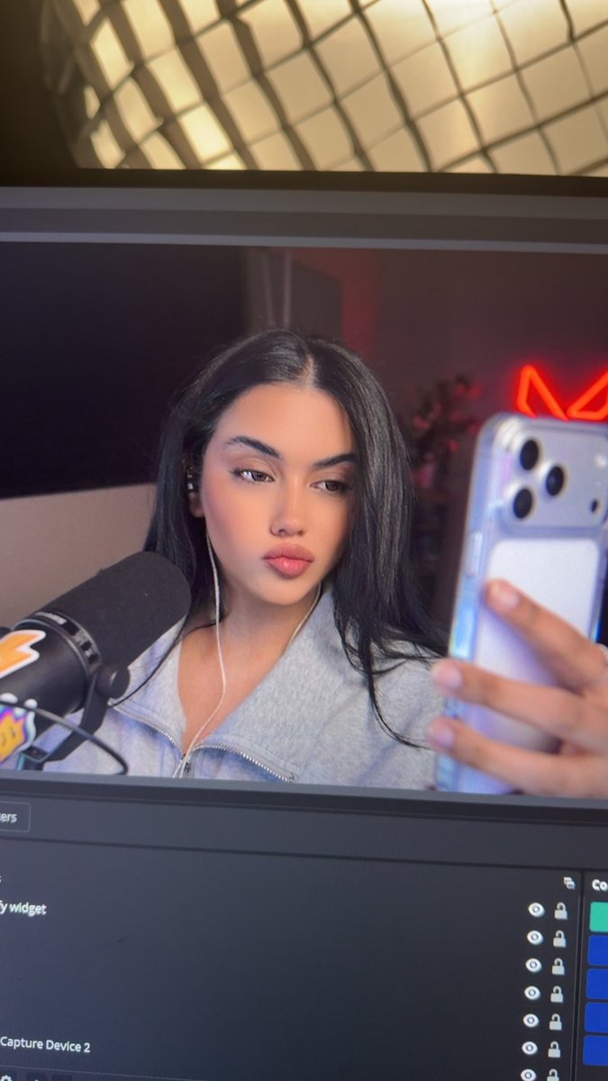 Living on twitch.tv/Jude come come psssst