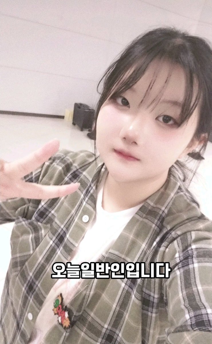 jde0_126's tweet image. #코스어_𝕏친소 
#코스어_트친소 
트친들 미아내..
10서코 토요일 우라ㄹㅏ카, 일요일에는 일반인으로 잠깐 다녀왔습니다!
12코페, 서코때 만날 트친분들 구해여
히로ㅇㅏ카🔥, 좀ㅂㅣ고, ㅇㅏ이ㅋㅏ츠, 프셐하 주력입니다! 요즘엔 고ㅣ출도 관심잇어요..
흔적 남겨주시면 장르 맞는분 찾아갈게요!