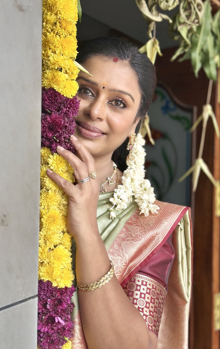 Pottachi Deepthi tweet media