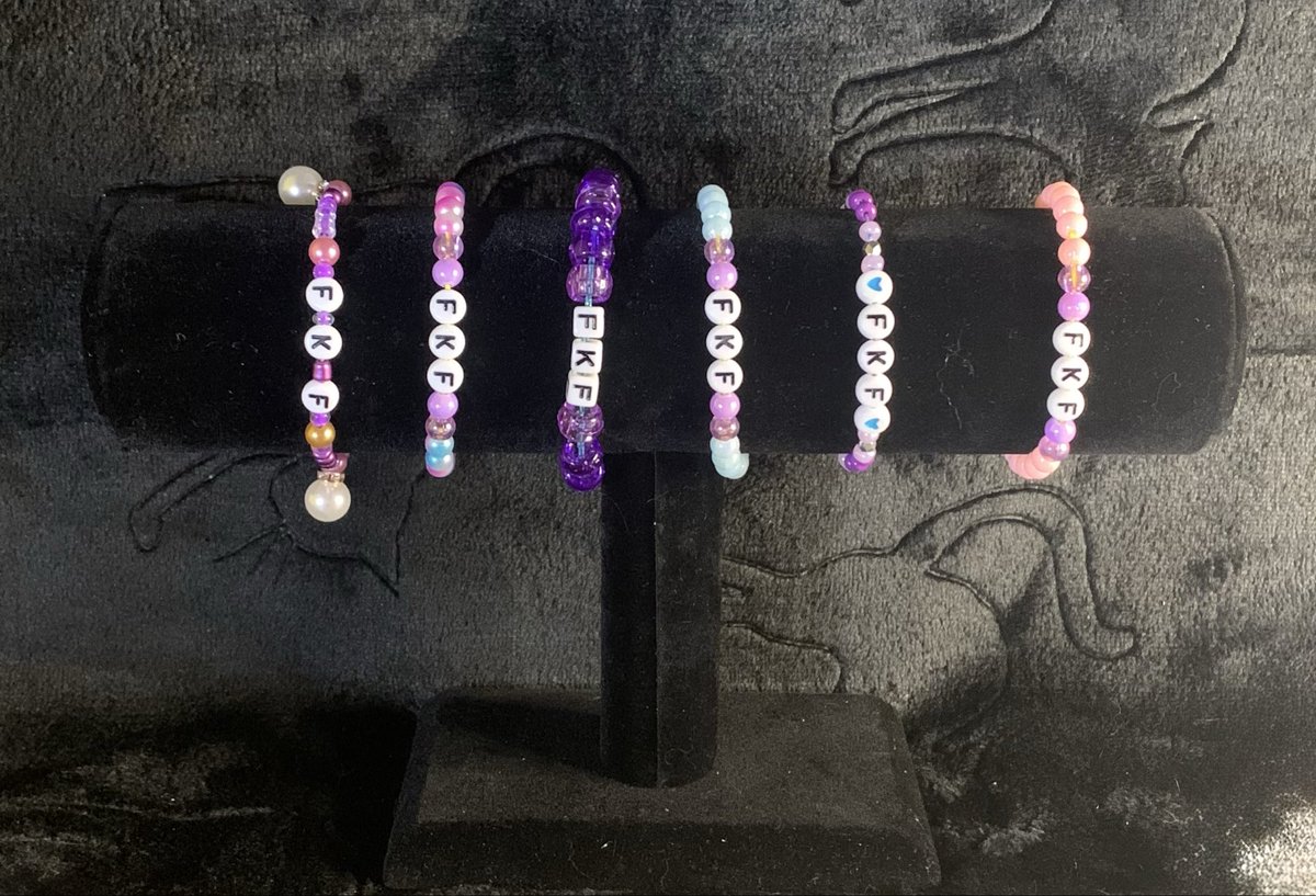 LawGirlsNotAttn's tweet image. We’ve had a bunch of people ask about the bracelets that Little LawGirl is making for the Kelsey Fitzsimmons fundraiser. Here are a couple of photos. She is also selling car charms and cute coin jars. #FKF