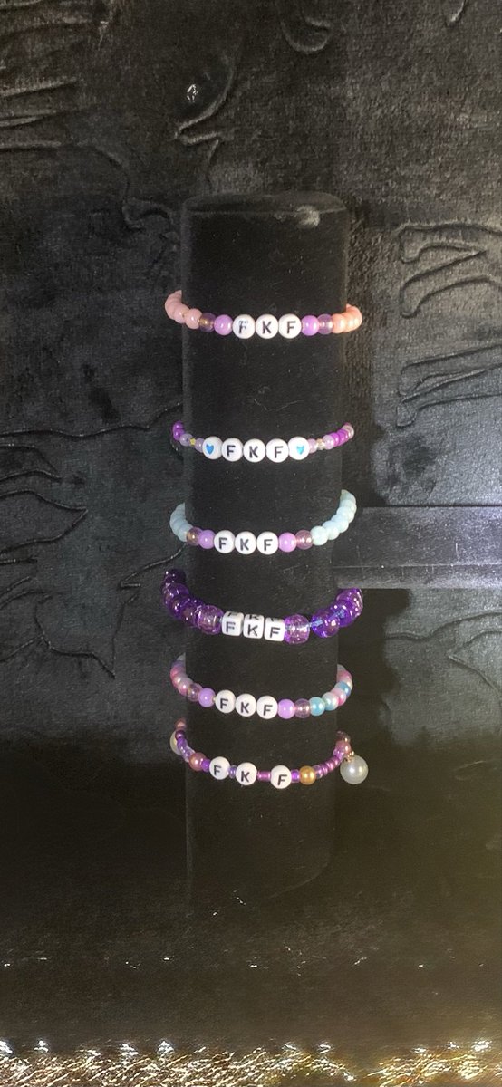 LawGirlsNotAttn's tweet image. We’ve had a bunch of people ask about the bracelets that Little LawGirl is making for the Kelsey Fitzsimmons fundraiser. Here are a couple of photos. She is also selling car charms and cute coin jars. #FKF