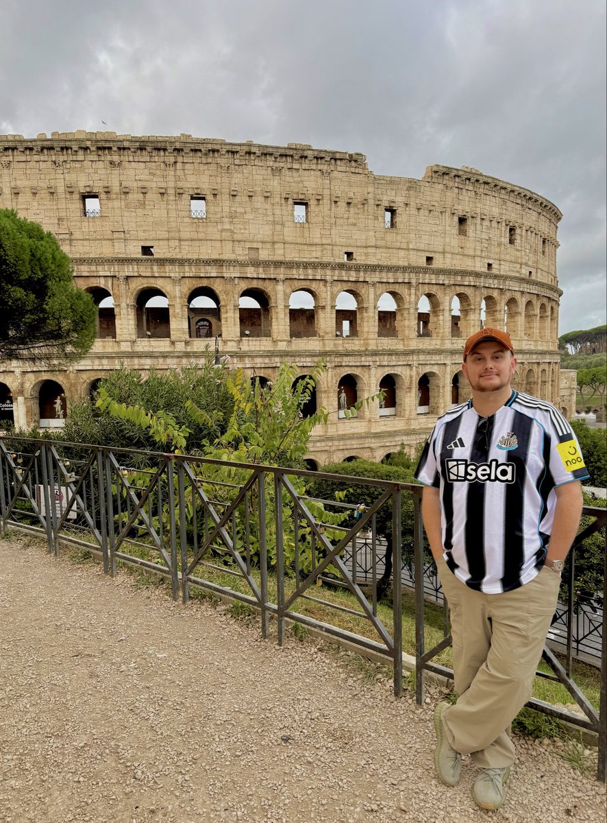 Second wonder of the world complete for the year, not a bad place to spend ya birthday after a 2-1 win ⚫️⚪️ #colosseum #nufc