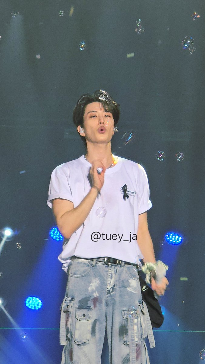 tuey__ja's tweet image. หนูเพิ่งเล่นฟองสบู่อยู่เลย ไม่น่าเกิน 3 ขวบ จะไปเข้ากรมได้ยังไง
#YoungjaeAsiaTourinBKK
#Fermata_inBKK
#Fermata_inBKK_D2
#Youngjae