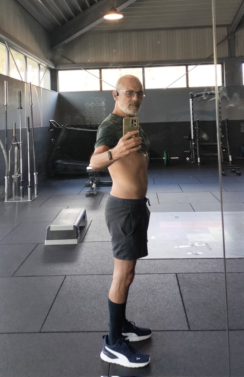 mehterr's tweet image. Sadece 5 ayda sonuç almak müthiş bir his. #Carnivore + #IF + #gym = #bodypositive 😅

Kendimle gurur duyuyom, canım ben 🤗