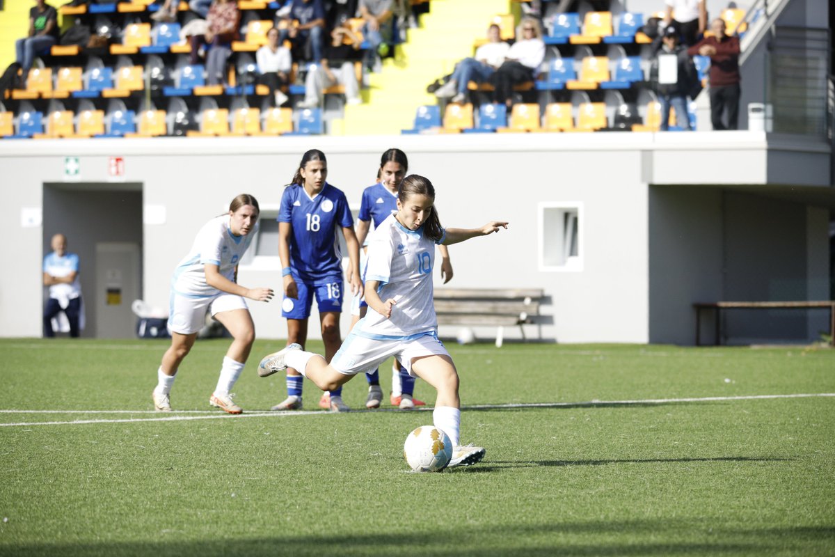 FSGC_official's tweet image. 🚫 | Imbattuta dopo il doppio impegno con Cipro, la Nazionale U19 Femminile: anche oggi è Terenzi ad aprire le marcature. Le ospiti pareggiano mandando a segno Eleftheriou, poco prima dell'intervallo!

►fsgc.sm/it/notizia/naz…

#calciofemminile #Nazionali #Under19 #testmatch