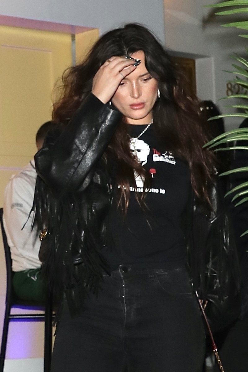dailythornee's tweet photo. Bella Thorne attends Vas J. Morgan’s Halloween party in Los Angeles (10/24/25) https://t.co/xeNwE1dQjV