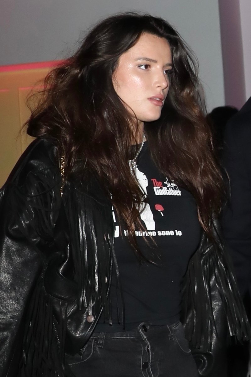 dailythornee's tweet photo. Bella Thorne attends Vas J. Morgan’s Halloween party in Los Angeles (10/24/25) https://t.co/xeNwE1dQjV