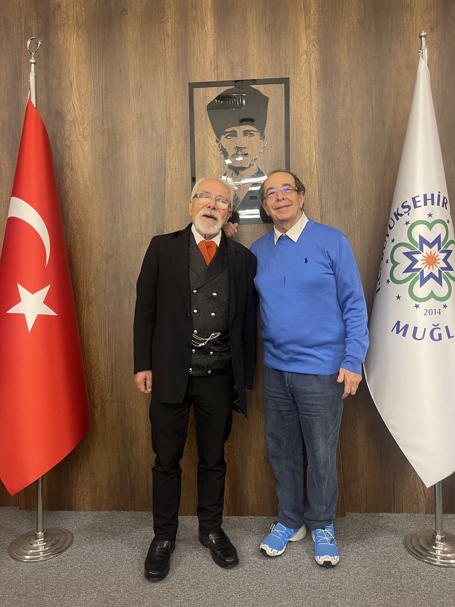 emrkongar's tweet photo. Çok önemli bir felsefî ve kültürel etkinlikti.
Tebrikler ve teşekkürler:
@felsefeksd @arasahmetmugla @goncakoksal48  @muglabsb @mentesebelediye @AliApaydin79 @Bilmezge https://t.co/mHOCnCdVfK