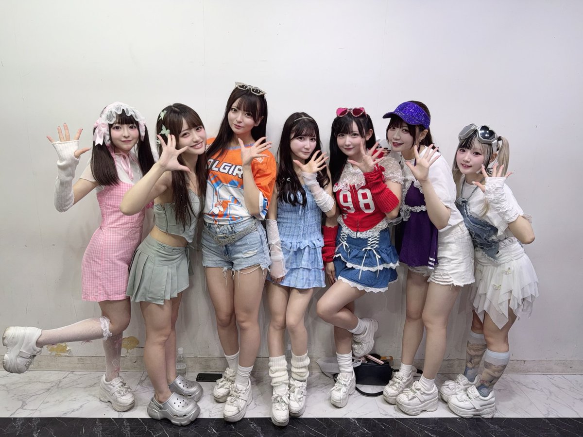 IVE❣️ファンミ2日目FC限定2期 レイ❣️韓国 IVE❣️ファンミ2日目FC限定2期 レイ❣️韓国 MAGAZINE DIVE